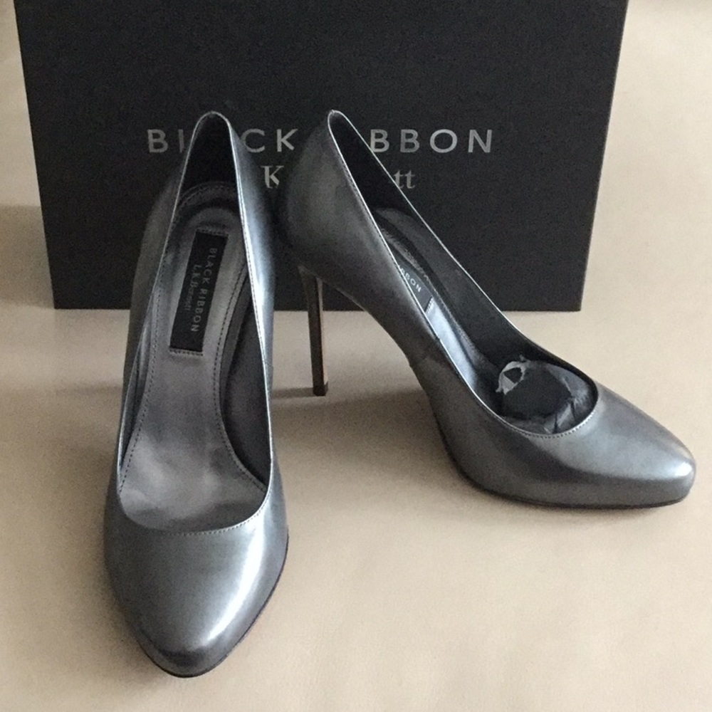 NIB LK Bennett Black Ribbon Gunmetal pumps